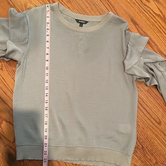 Express Top Ruffle Sleeves - Picture 5 of 8